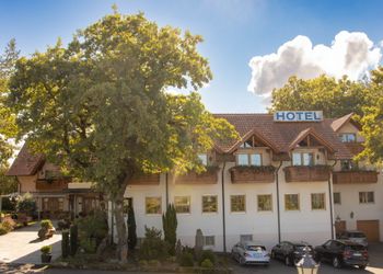 ODW_Osterburken_Hotel-Restaurant Märchenwald_RadServiceStation