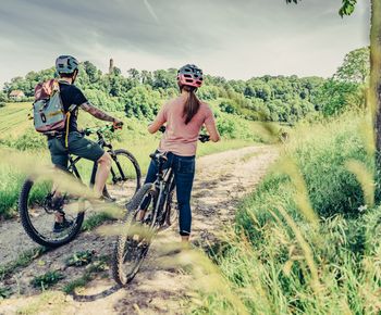Fahradfahrer an der Sauklinge | Touristikgemeinschaft heilbronnerLand | Chris Frumolt