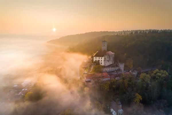 Blick auf Burg Guttenberg